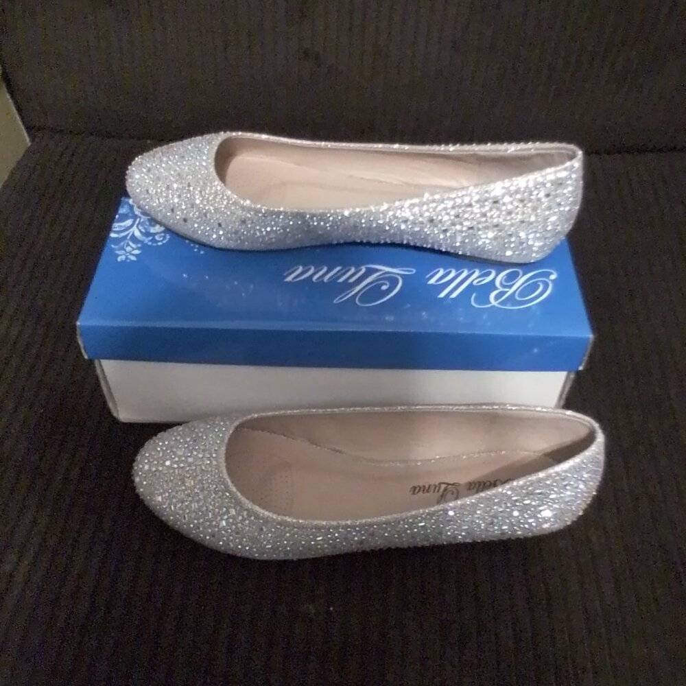Shoes - Picture 4 of 4